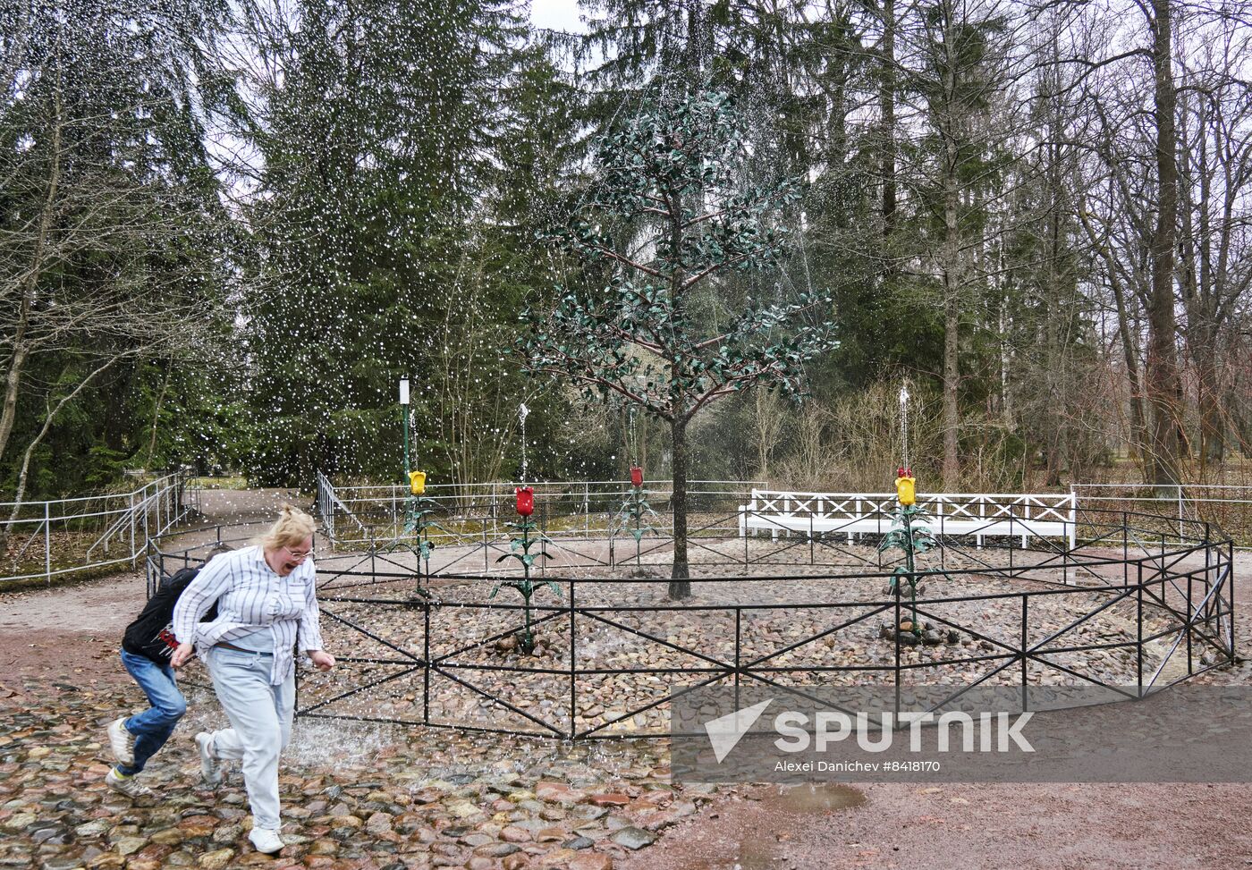 Russia Fountain Season