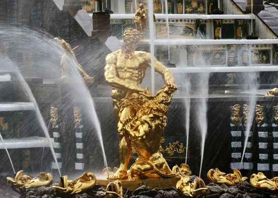 Russia Fountain Season