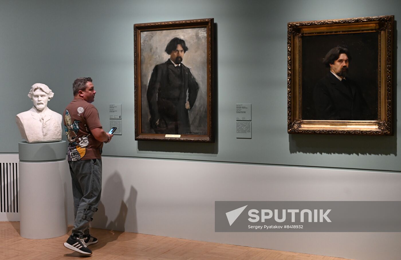 Russia Art In Memoriam Exhibition