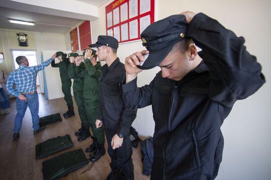 Russia Defence Conscripts