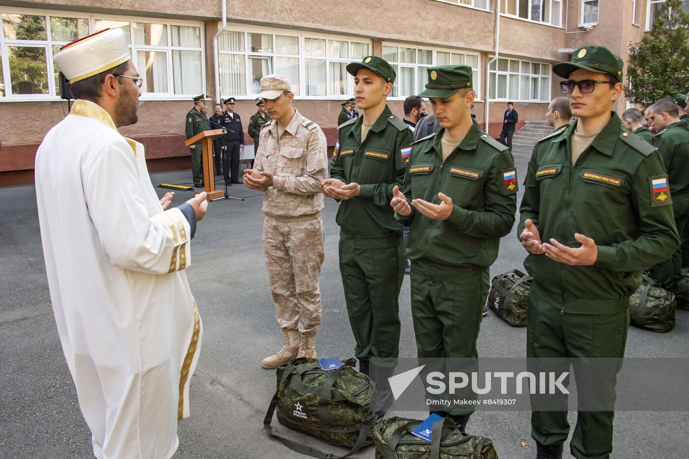 Russia Defence Conscripts