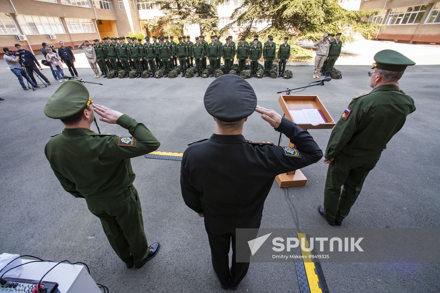 Russia Defence Conscripts