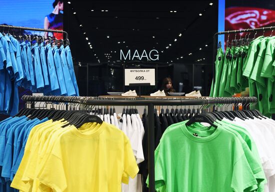 Russia Rebranded Clothing Stores