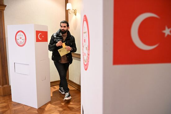 Russia Turkey Elections Early Voting