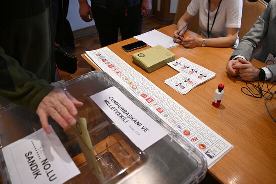 Russia Turkey Elections Early Voting