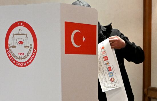 Russia Turkey Elections Early Voting