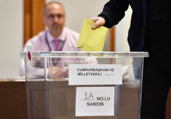 Russia Turkey Elections Early Voting