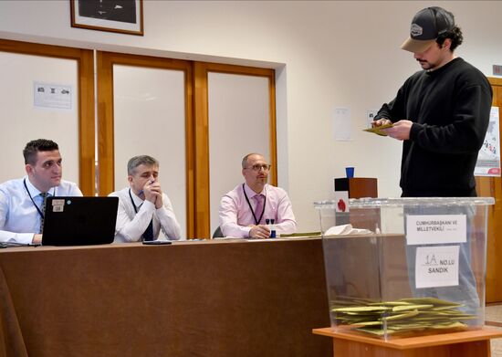 Russia Turkey Elections Early Voting