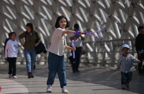 Kazakhstan Daily Life