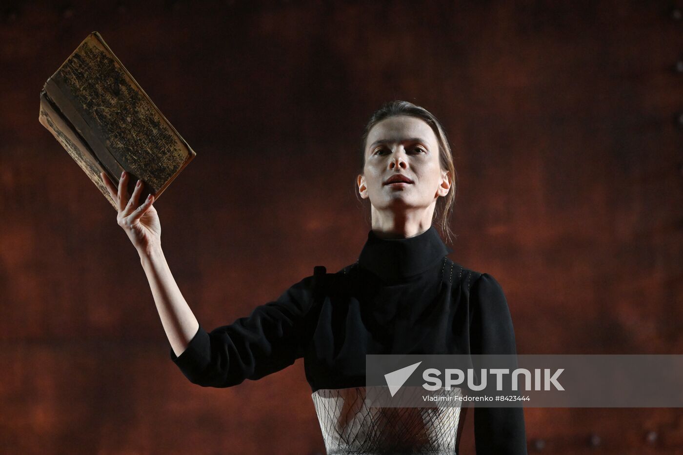 Russia Theatre Philistines