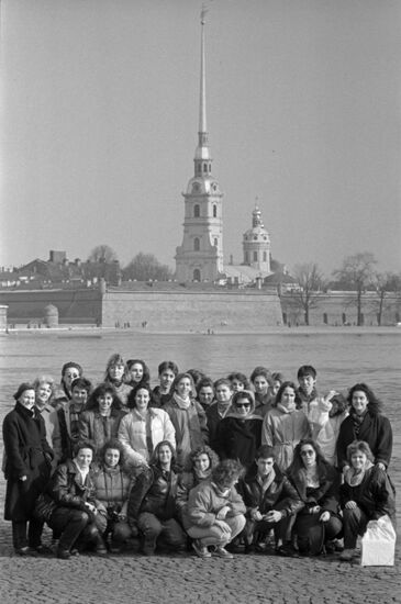 Dante Alighieri Advanced English Learning School in Leningrad