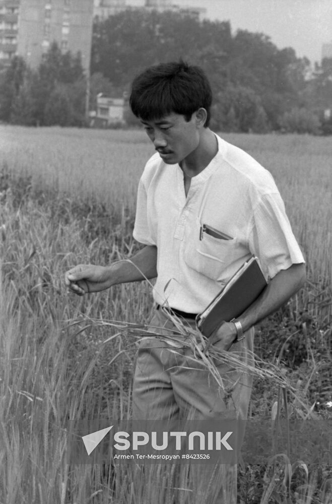 Lao graduate student studying at Timiryazev Agricultural Academy