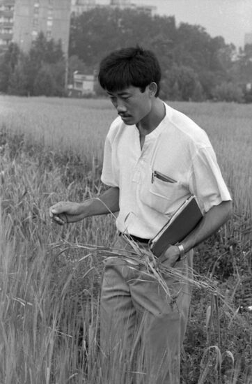 Lao graduate student studying at Timiryazev Agricultural Academy