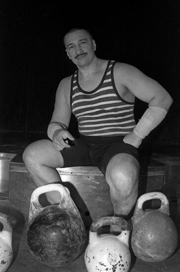 Muscleman Vladimir Sineglazov