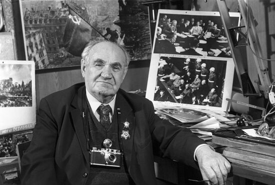 Photographer Yevgeny Khaldei