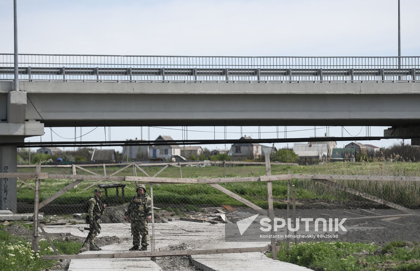 Russia Ukraine Military Operation Bridge Restoration