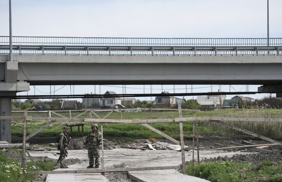 Russia Ukraine Military Operation Bridge Restoration