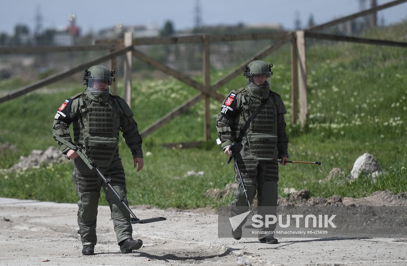 Russia Ukraine Military Operation Bridge Restoration