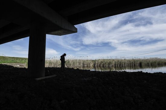 Russia Ukraine Military Operation Bridge Restoration