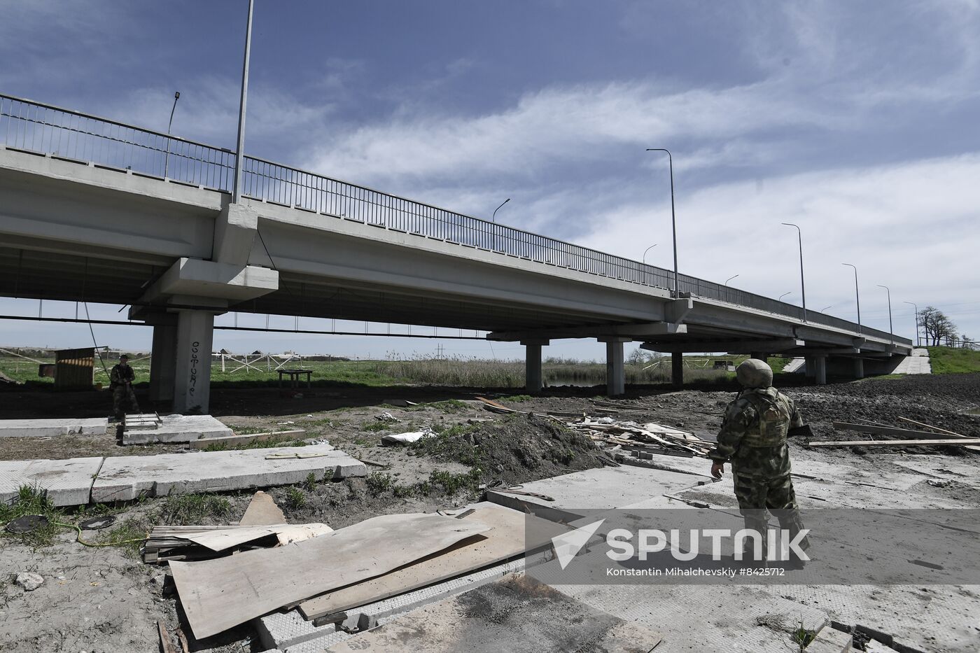 Russia Ukraine Military Operation Bridge Restoration