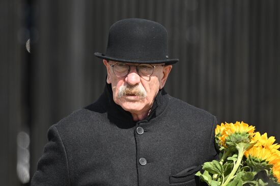 Russia Designer Yudashkin Death