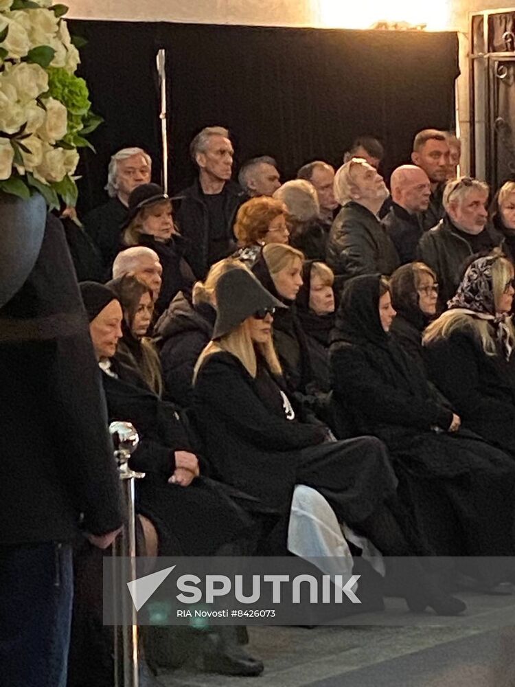 Russia Designer Yudashkin Death