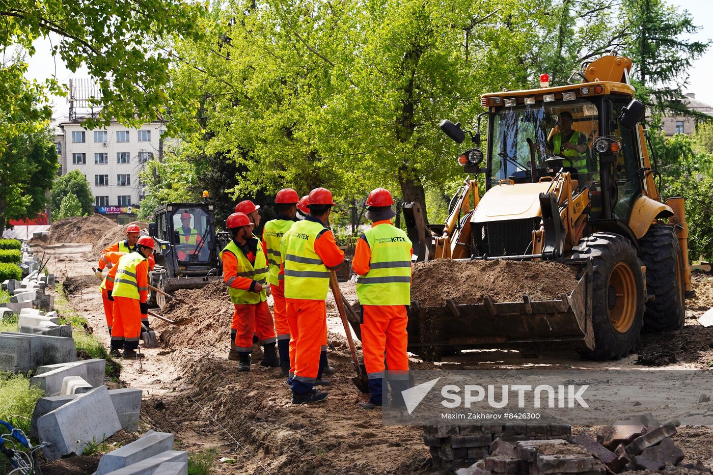 Russia Ukraine Military Operation Park Restoration