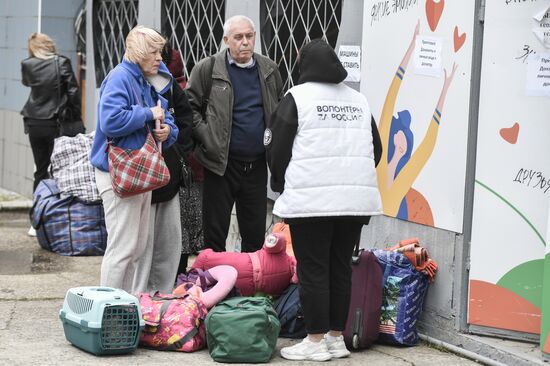 Russia Ukraine Military Operation Evacuees