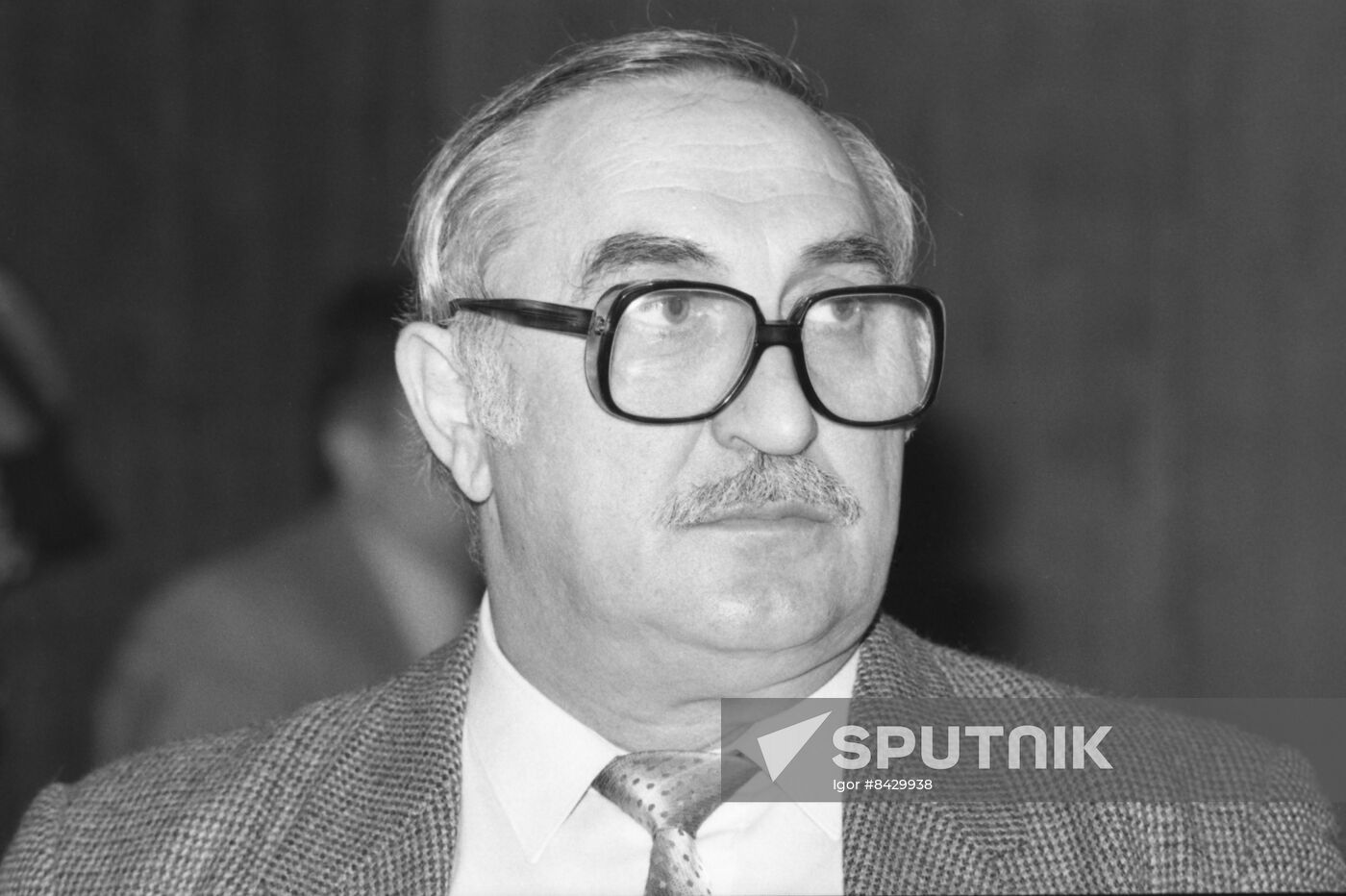 Roundtable discussion at Novosti Press Agency