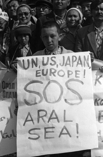 Rally in defense of Aral Sea