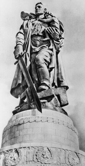 Soldier-Liberator Monument