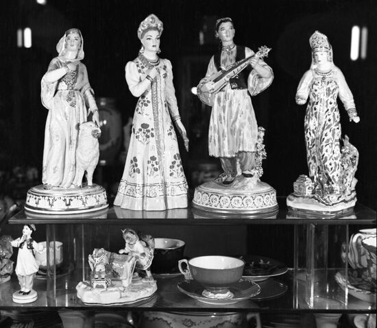 Art in Everyday Life of Soviet People Exhibition in Moscow