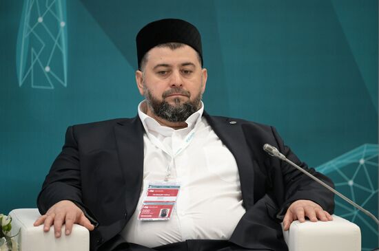 Rustam Safiulin, Head of Bolashak Asia, Planetagsm (Republic of Kazakhstan), takes part in a session, Russia – Countries of the Muslim World in the New Matrix of International Economic Relations, during the XIV International Economic Forum "Russia – Islamic World: KazanForum." Crediting the source is mandatory when using the photo. Location: Russia, Republic of Tatarstan, Kazan. Author: Vladimir Astapkovich/ANO “Directorate for Sports and Social Projects”. KAZANFORUM 2023. Russia – Countries of Muslim World in New Matrix of International Economic Relations