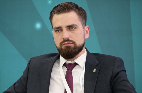 Yegor Ugarov, Minister of Education of the Astrakhan Region, takes part in a session, Russia – Countries of the Muslim World in the New Matrix of International Economic Relations, during the XIV International Economic Forum "Russia – Islamic World: KazanForum." Crediting the source is mandatory when using the photo. Location: Russia, Republic of Tatarstan, Kazan. Author: Vladimir Astapkovich/ANO “Directorate for Sports and Social Projects”. KAZANFORUM 2023. Russia – Countries of Muslim World in New Matrix of International Economic Relations