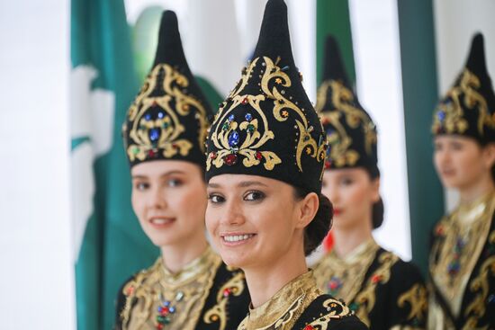 Women in traditional clothing at the 14th Russia - Islamic World: KazanForum International Economic Forum. Crediting the source is mandatory when using the photo. Location: Russia, Republic of Tatarstan, Kazan. Author: Kirill Kallinikov/ANO “Directorate for Sports and Social Projects”. KAZANFORUM 2023. Sidelines