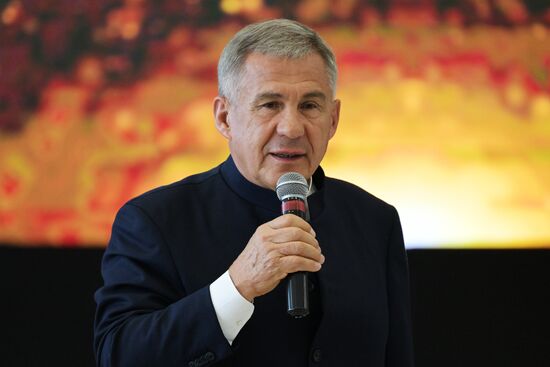 KAZANFORUM 2023. Breakfast: International Trends of Foreign Direct Investment: The Role of Russia and the OIC Countries