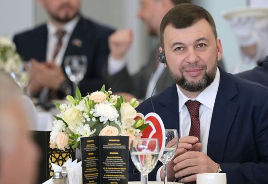 KAZANFORUM 2023. Breakfast: International Trends of Foreign Direct Investment: The Role of Russia and the OIC Countries