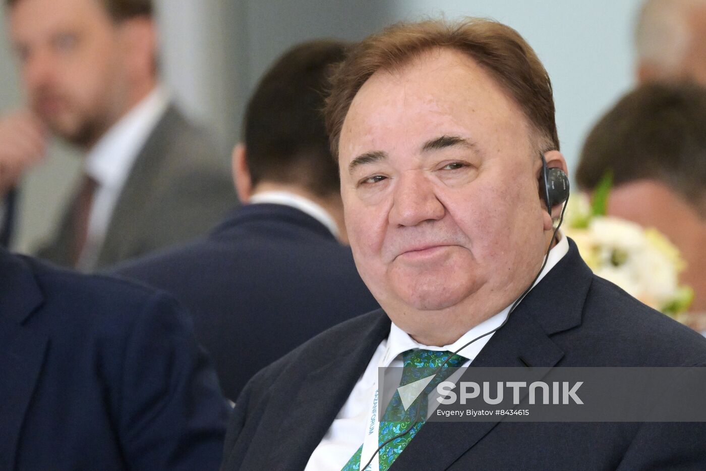 KAZANFORUM 2023. Breakfast: International Trends of Foreign Direct Investment: The Role of Russia and the OIC Countries