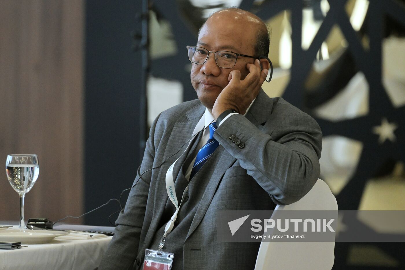 KAZANFORUM 2023. Breakfast: International Trends of Foreign Direct Investment: The Role of Russia and the OIC Countries