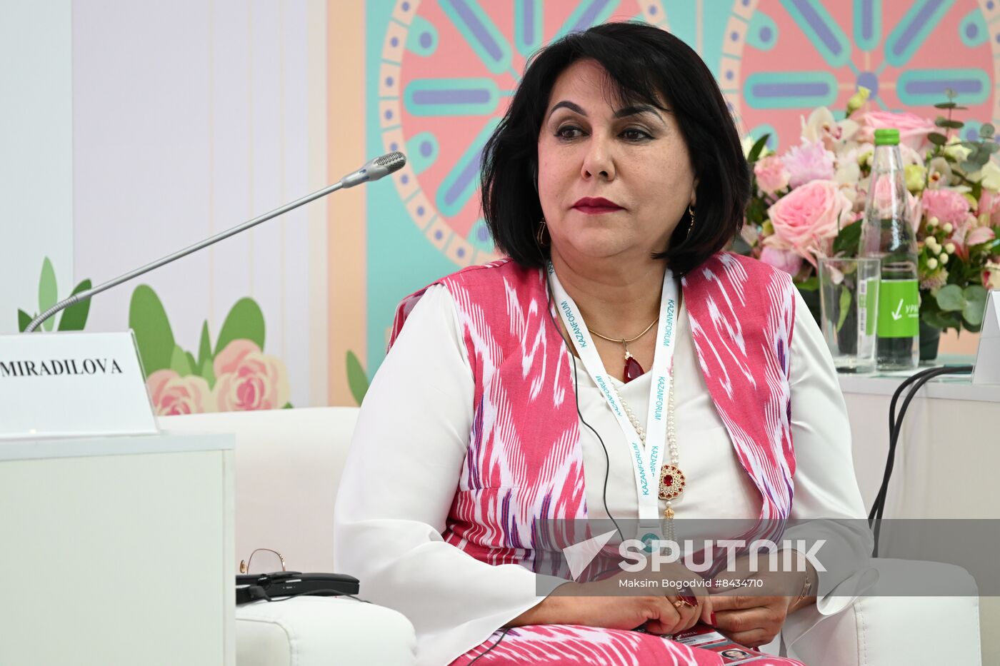 Opening ceremony of the Women’s Outlook track