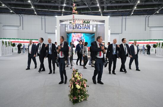 KAZANFORUM 2023. Sidelines