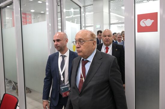 Viktor Sadovnichy, President of the Russian Union of Rectors, Rector of Lomonosov Moscow State University, Academician. Cooperation in Science and Higher Education with OIC Countries, a session during the 14th Russia - Islamic World: KazanForum International Economic Forum. Crediting the source is mandatory when using the photo. Location: Russia, Republic of Tatarstan, Kazan. Author: Vladimir Astapkovich/ANO “Directorate for Sports and Social Projects”. KAZANFORUM 2023. Cooperation in Science and Higher Education with OIC Countries