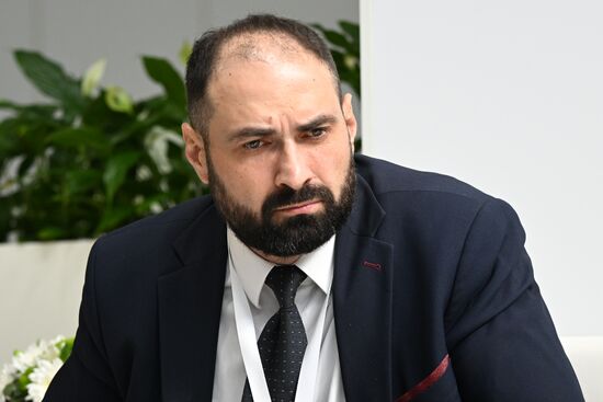 Eduard Sheremettsev, Deputy Minister of Energy of Russia, at the session on Technological Sovereignty as a Guarantee of Sustainable Development in the Modern World as part of the XIV International Economic Forum RUSSIA — ISLAMIC WORLD: KAZANFORUM 2023. Crediting the source is mandatory when using the photo. Location: Russia, Republic of Tatarstan, Kazan. Author: Maksim Bogodvid/ANO “Directorate for Sports and Social Projects”. KAZANFORUM 2023. Technological Sovereignty as a Guarantee of Sustainable Development in the Modern World