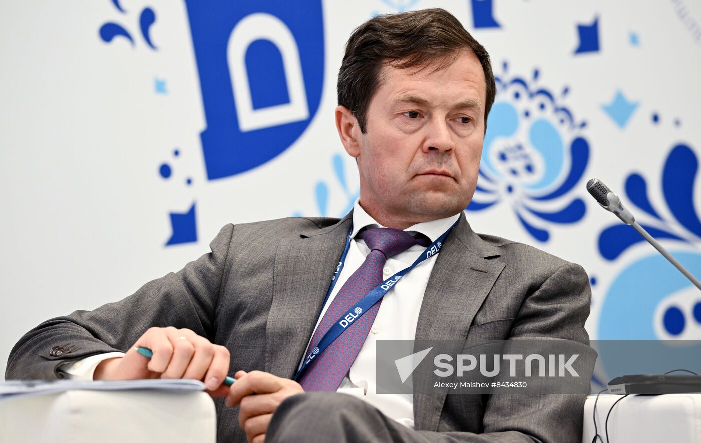 KAZANFORUM 2023. Panel session of OIC chambers of commerce and industry