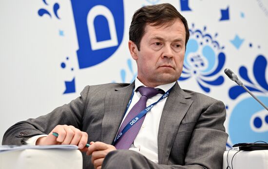 KAZANFORUM 2023. Panel session of OIC chambers of commerce and industry