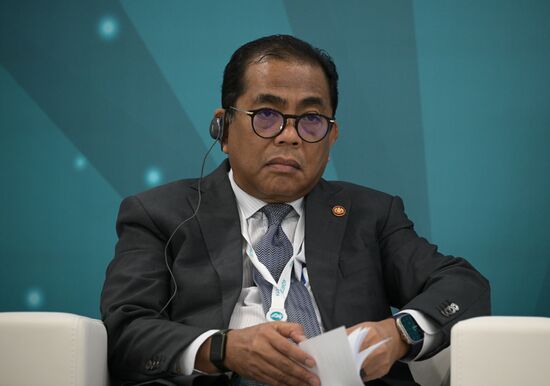 Mohamed Khaled Nordin, Minister of Higher Education of Malaysia. Cooperation in Science and Higher Education with OIC Countries, a session during the 14th Russia - Islamic World: KazanForum International Economic Forum. Crediting the source is mandatory when using the photo. Location: Russia, Republic of Tatarstan, Kazan. Author: Vladimir Astapkovich/ANO “Directorate for Sports and Social Projects”. KAZANFORUM 2023. Cooperation in Science and Higher Education with OIC Countries
