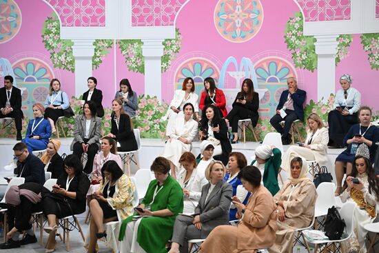 KAZANFORUM 2023. Female Entrepreneur: The Balance of Family and Business