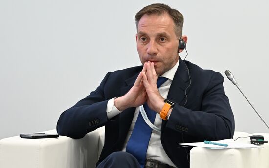 KAZANFORUM 2023. Panel session of OIC chambers of commerce and industry