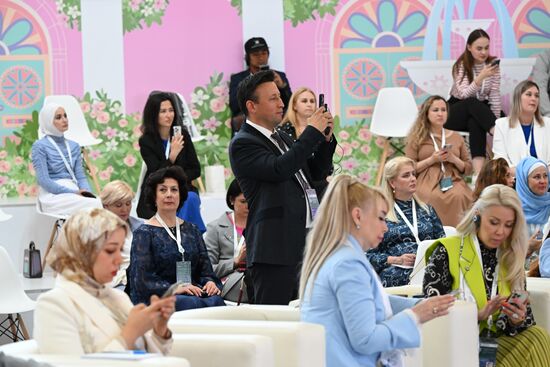 KAZANFORUM 2023. Female Entrepreneur: The Balance of Family and Business