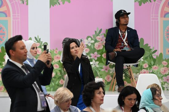 KAZANFORUM 2023. Female Entrepreneur: The Balance of Family and Business